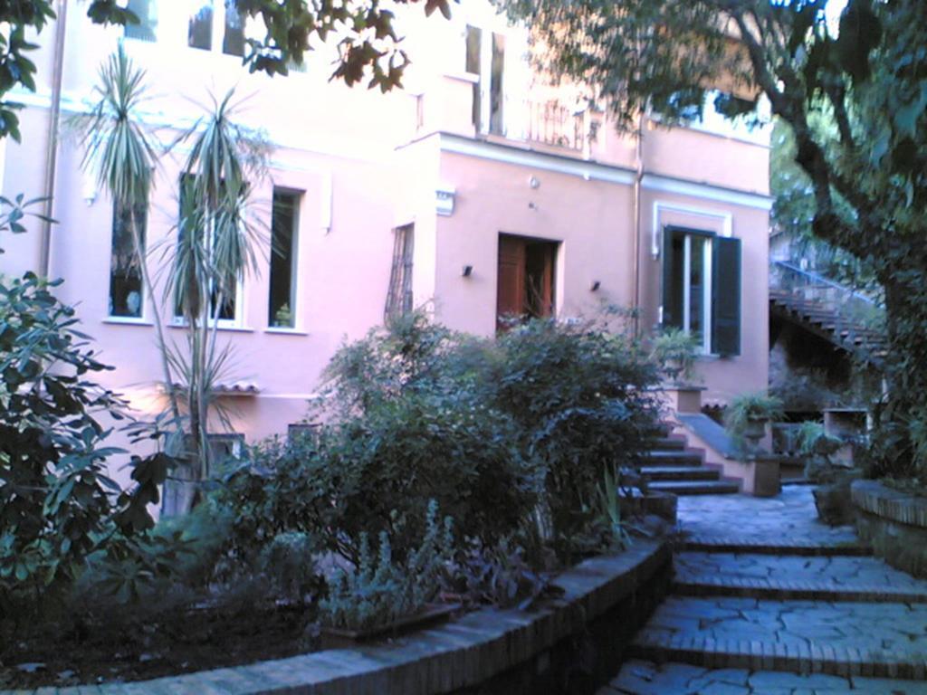 Villino Corbelli B&B Рим Екстер'єр фото